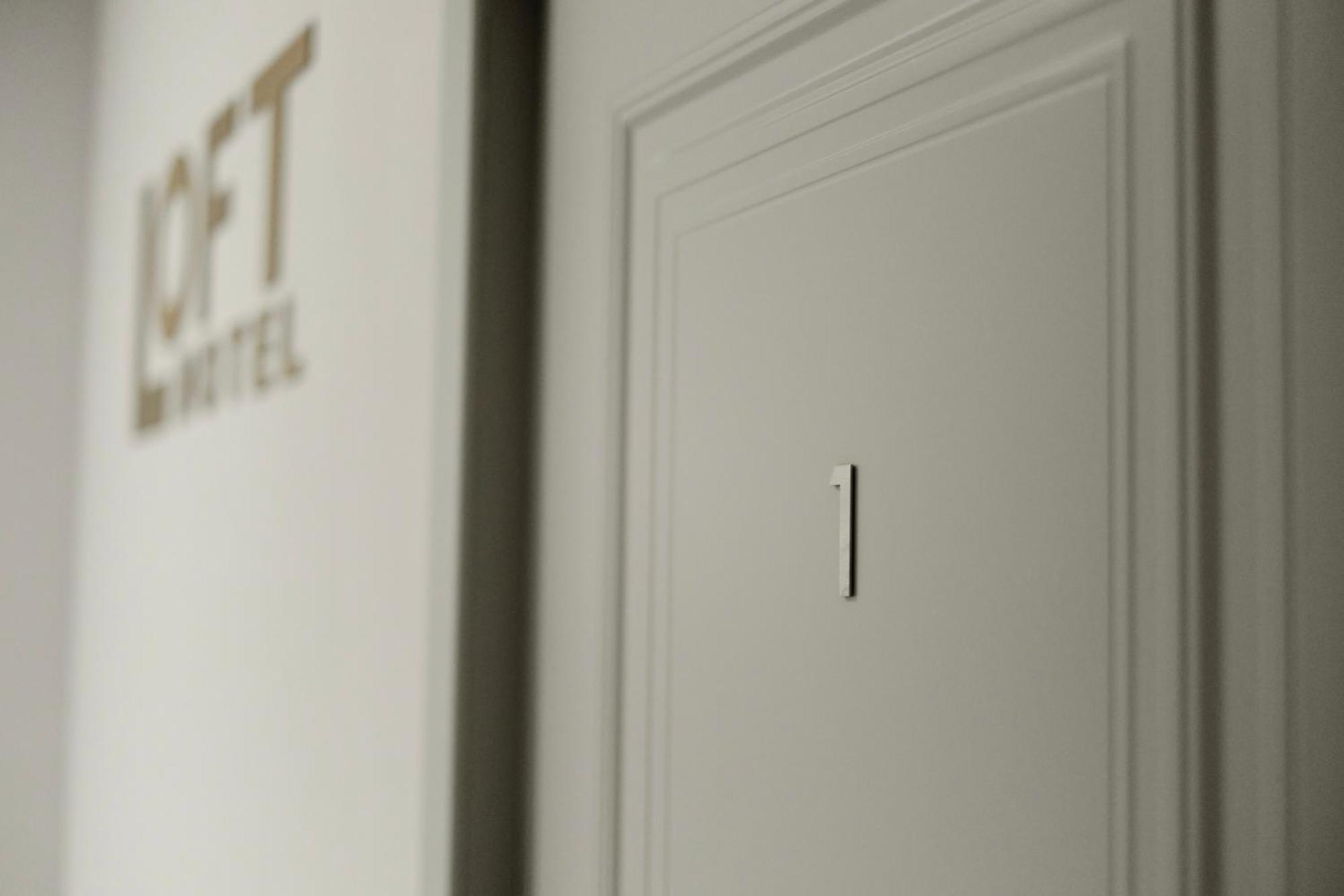 Loft Family Hotel イジェヴァン エクステリア 写真
