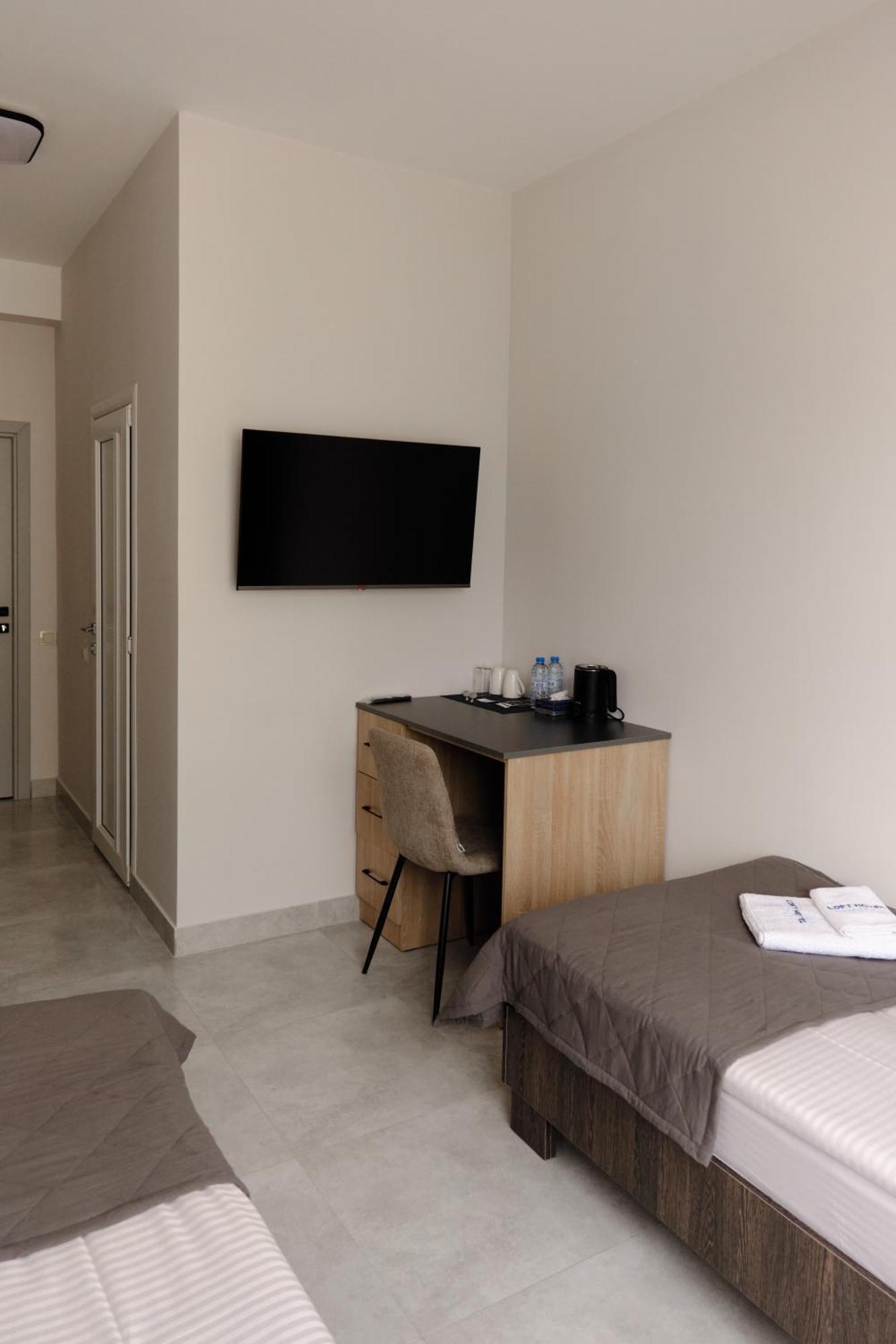 Loft Family Hotel イジェヴァン エクステリア 写真